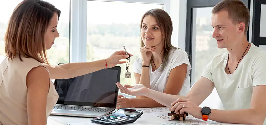 Situations Where Selling Your Apartment is Most Practical in Brookhaven, NY